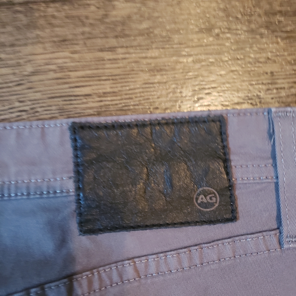 AG Adriano Goldschmied Men's Gray Matchbox Slim Chinos Size 34R